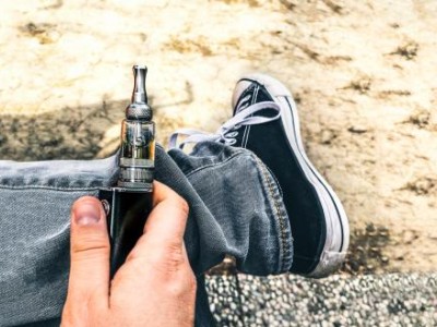 Close up of vape rig