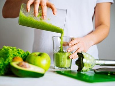 Green juice and ingredients