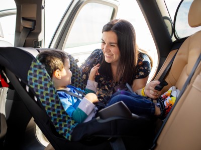 Child in rear-facing car seat
