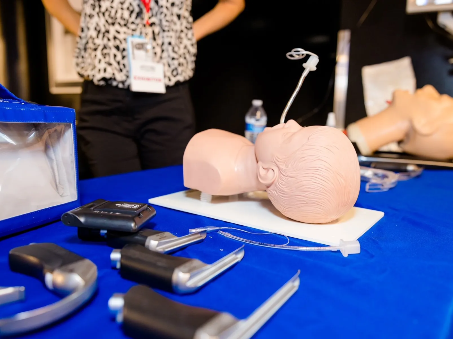 Table with dummy at EMS conference