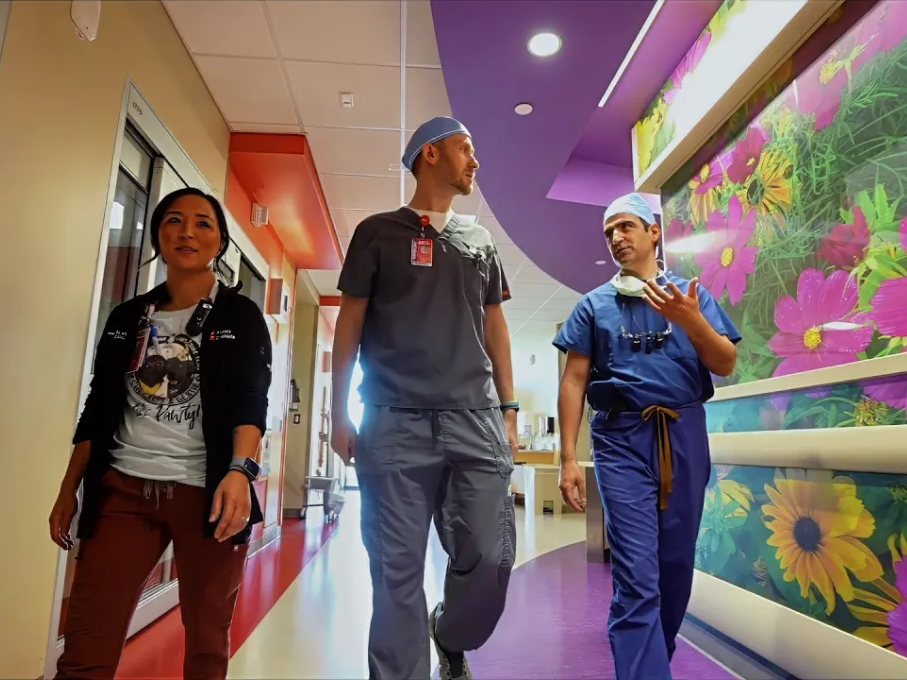 Cardiovascular Intensive Care Unit (CVICU) Virtual Tour Video Image
